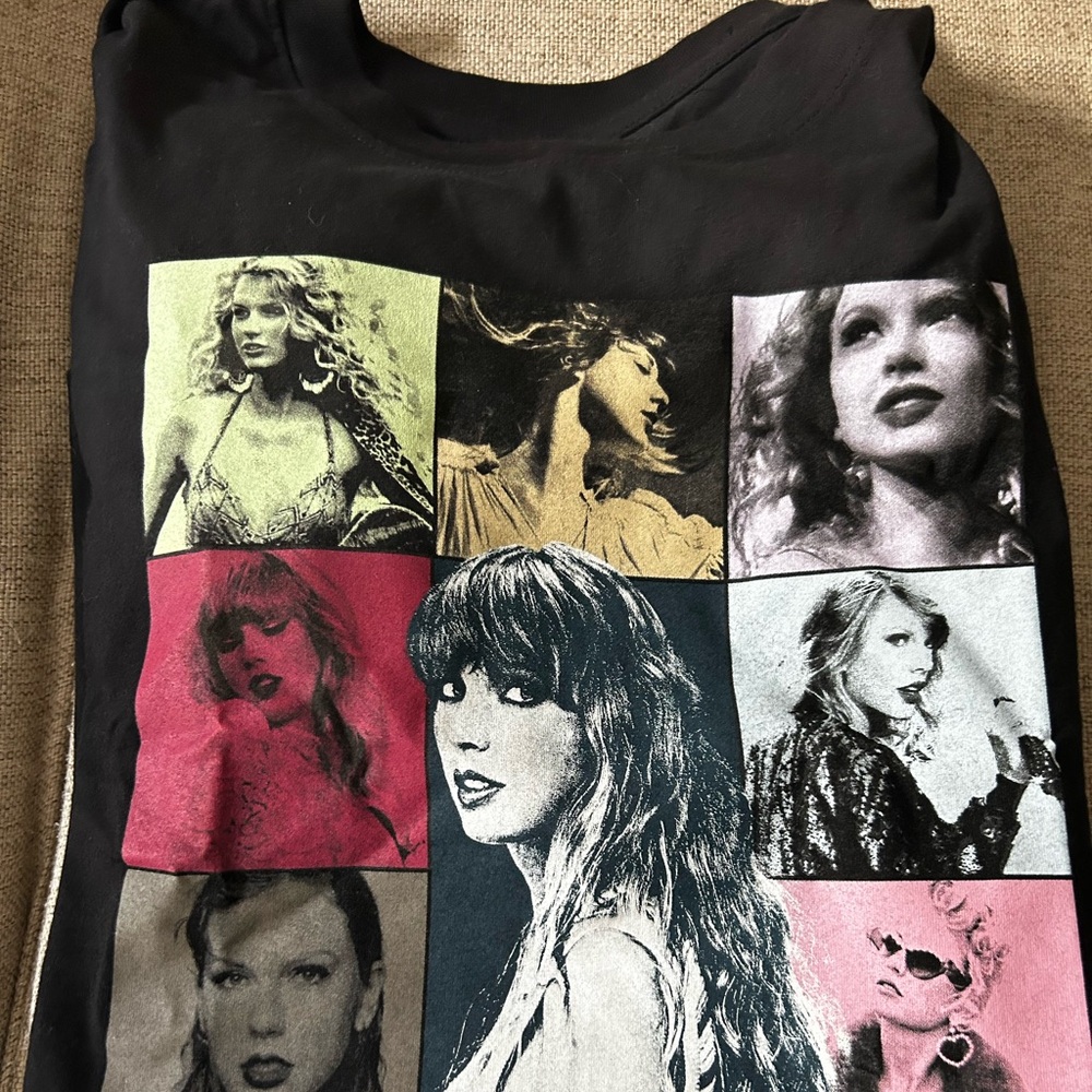 Official Taylor Swift Eras Tour Tshirt New